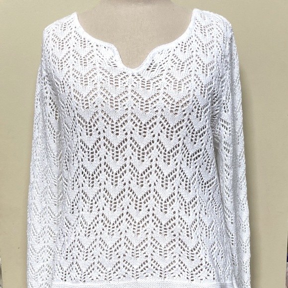 Tops - Women’s White Crochet Long Sleeve Top